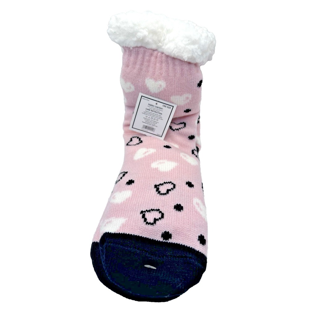 Women's 5B Fluzzy socks color pink with heart design